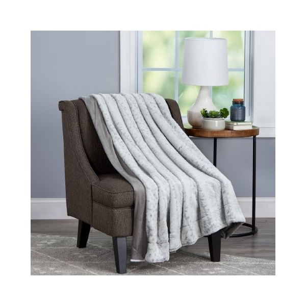 Hastings Home Faux Fur Throw Blanket, Luxurious, Soft, Hypoallergenic with Faux Mink Back, 60"x70" (Cloud Grey) 301231RRT - main
